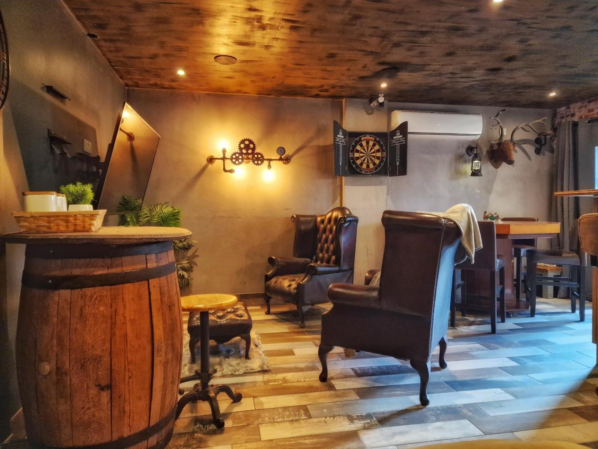 The Pub - Unique & Authentic Experience - Free Parking!, 5 Minutes From Airbus And The Mall Cribbs Μπρίστολ Εξωτερικό φωτογραφία